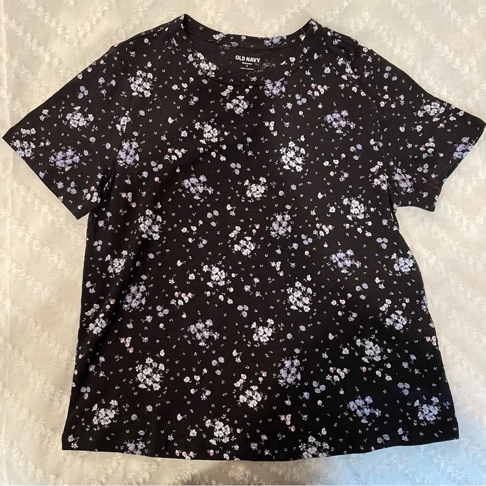 Old Navy Everywear floral t shirt NWT Sz S - Picture 1 of 6